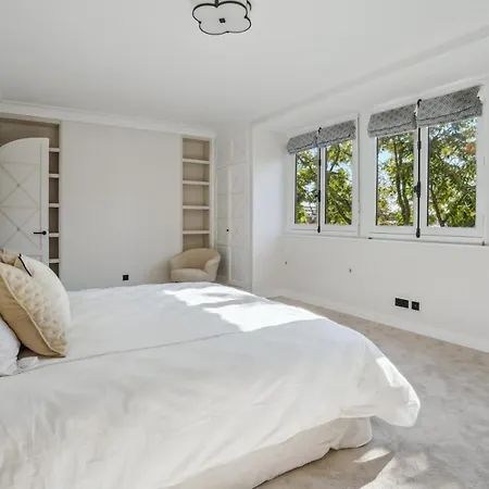 Apartment De Luxe Avec Vue Sur La Tour Eiffel A Paris